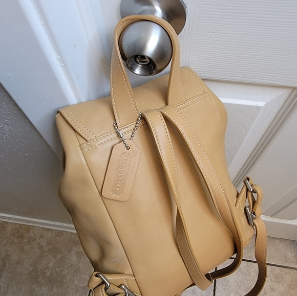 Coach F3W 9858 Legacy Tan Leather Drawstring Backpack, the backpack has some lit Coach F3W 9858 Legacy Tan Leather Drawstring Backpack, the  main image 4